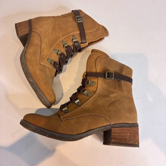 Kork-Ease Shoes - Korks | Reese ALace Up Ankle Boot